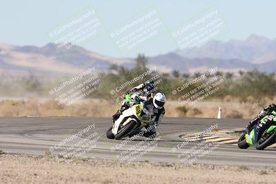 media/Oct-04-2025-CVMA (Sat) [[408bcdd6e4]]/Race 13-Amateur Supersport Open/